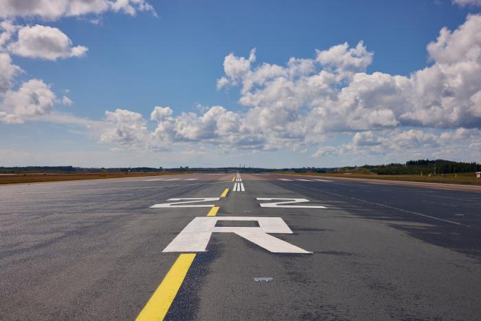 Runway 3, Helsinki Airport