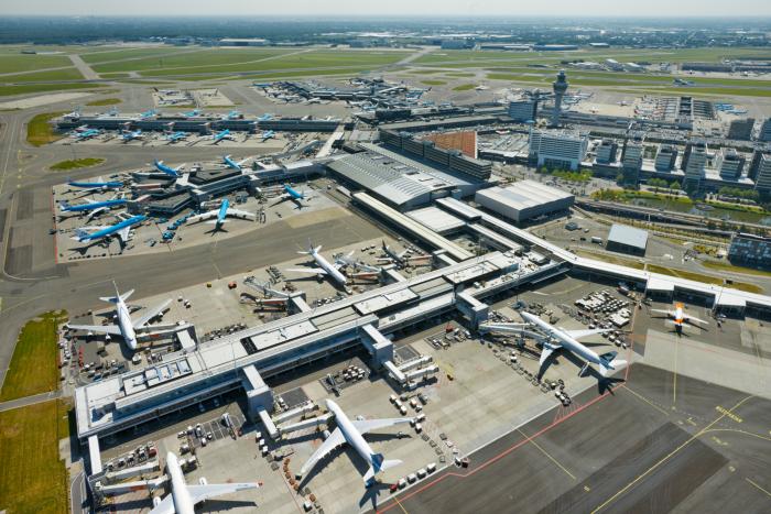 Schiphol no longer needs an additional runway