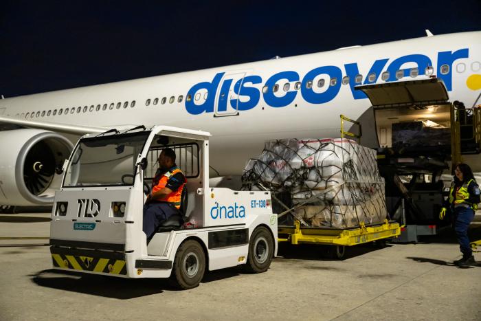 dnata will deploy a fully electric fleet of 14 GSEs at MCO