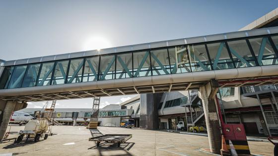 Salvador Bahia Airport GSE and bridge